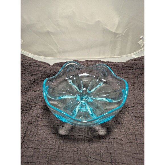 Viking Glass Rare Spring Blue Six Petal Compote Candy Dish - Picture 2 of 6